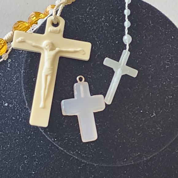 Religious Bundle Lot Rosary Necklace with Cross Pendants Glow In Dark Jewelry - Picture 8 of 9